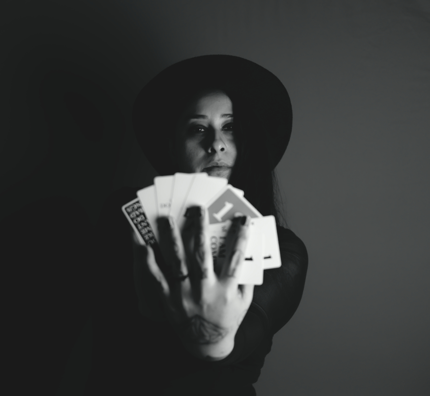 Tori | Dark Oracle